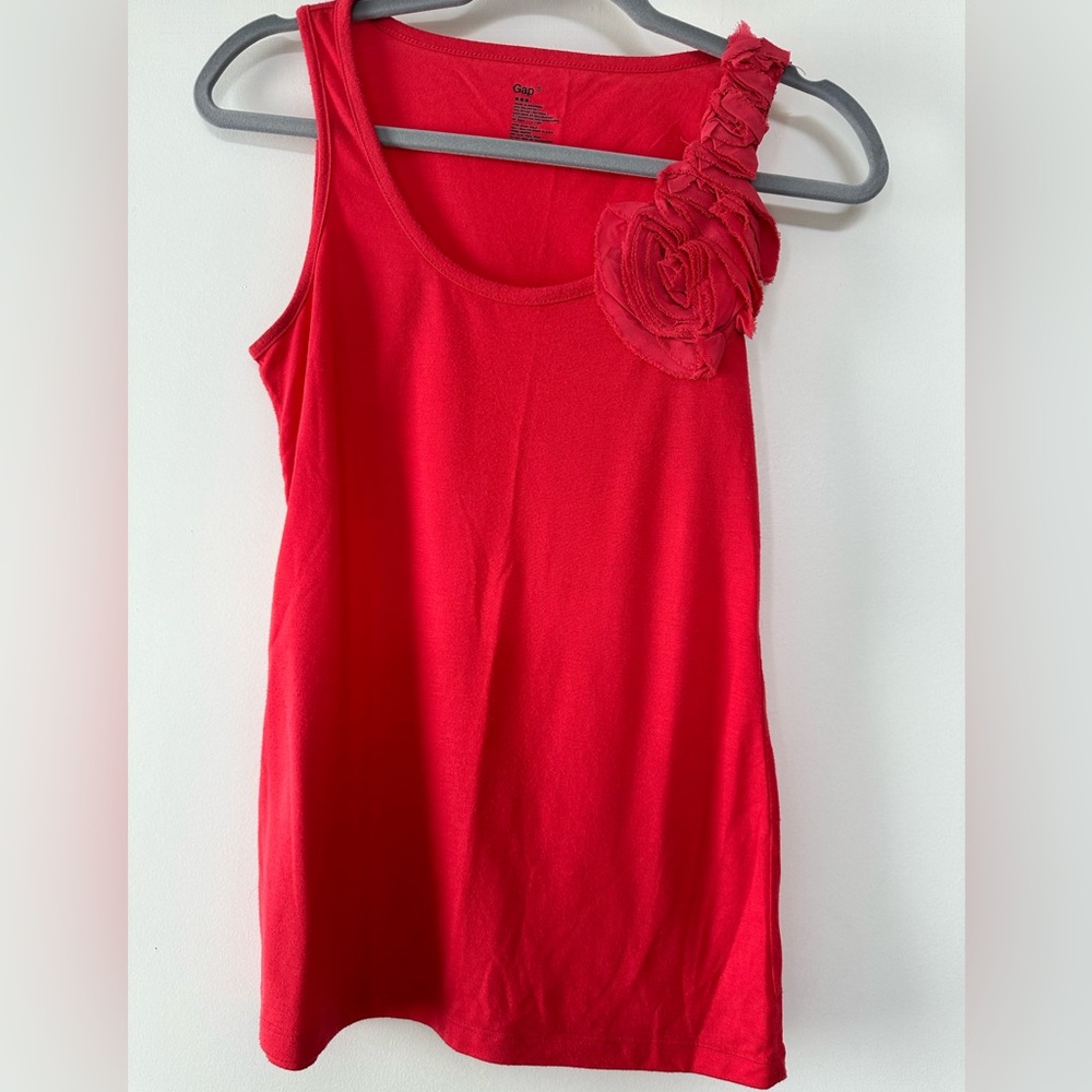 GAP Tank with Rosette Strap
